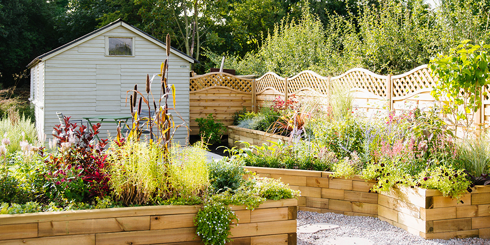 5 Low-Maintenance Green Space Ideas for Busy Professionals